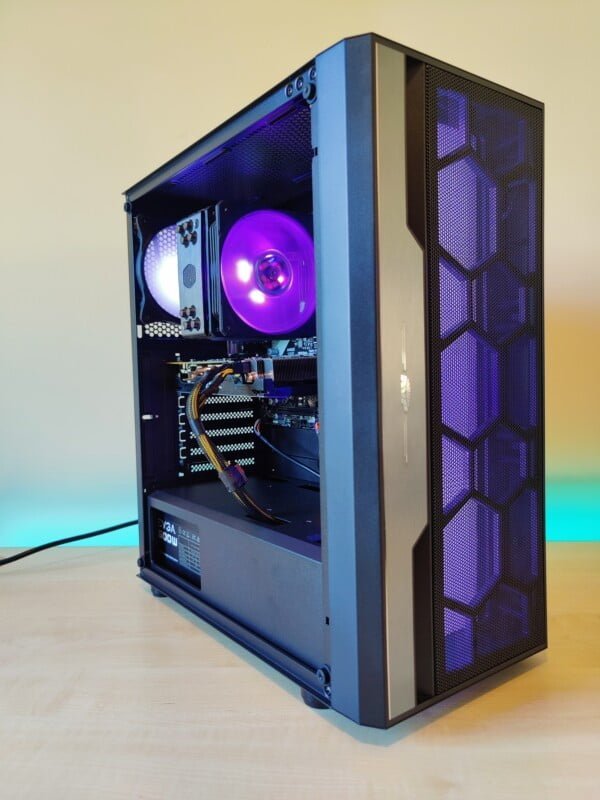RYZEN 7 3700x 16GB DDR4 GTX1070 8GB GPU SSD WIFI RGB - Image 2
