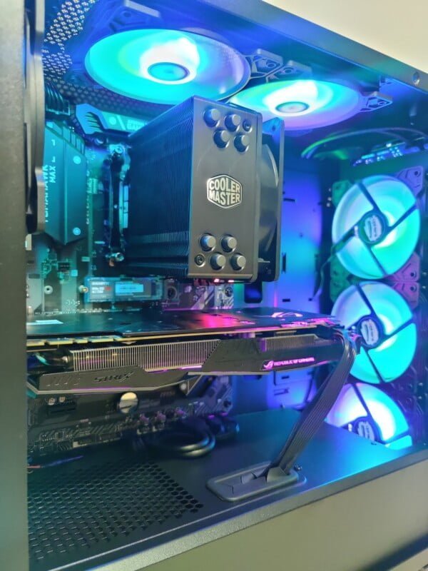 GAMING PC RYZEN 5 5600x 16GB DDR4 ROG STRIX GTX 1070 8GB GPU NVME SSD RGB WIFI Keyboard and Mouse - Image 6