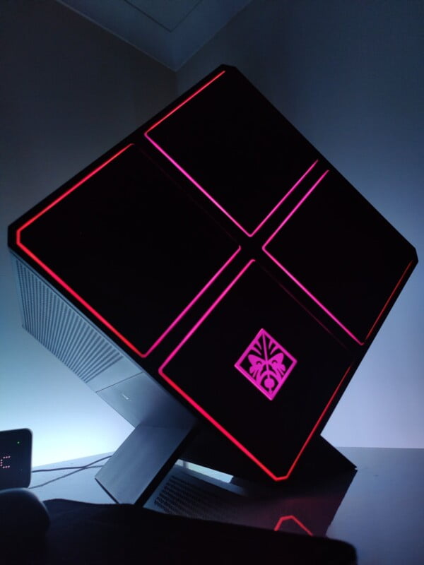 HP OMEN X900