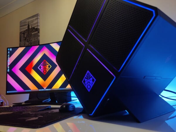 HP OMEN X900 - Image 3