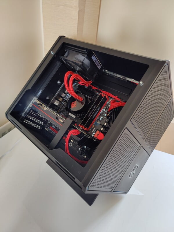 HP OMEN X900 - Image 2