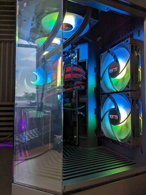 Ryzen 7 7800x3D 32GB DDR5 RTX3090 - Image 7