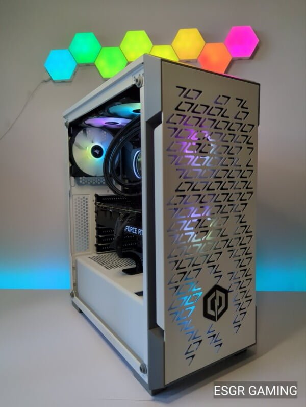 Intel i9 11900kf 32GB RTX3080
