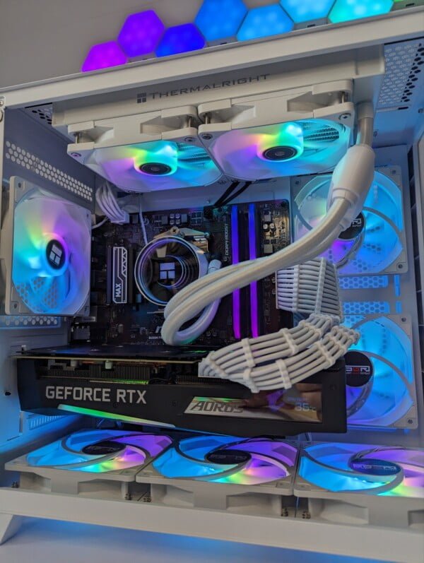 Ryzen 7 5800x 16GB RTX3070 White - Image 4