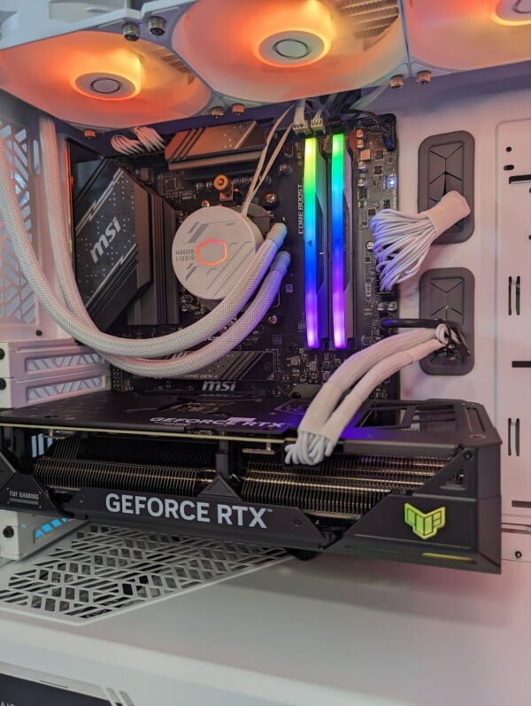 Ryzen 7800x3D 32GB DDR5 RTX4070 WHITE - Image 11