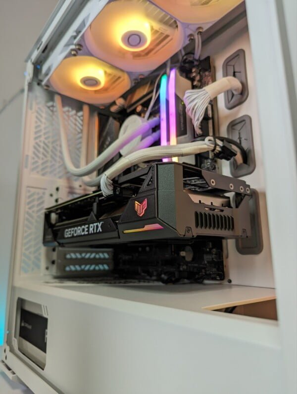 Ryzen 7800x3D 32GB DDR5 RTX4070 WHITE - Image 5
