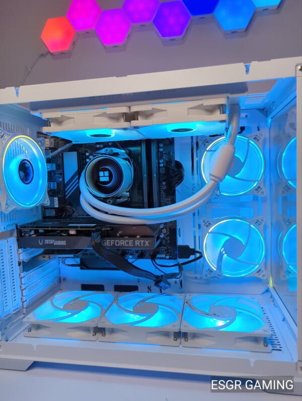 White Ryzen 5 7600 32GB DDR5 RTX3060 - Image 3