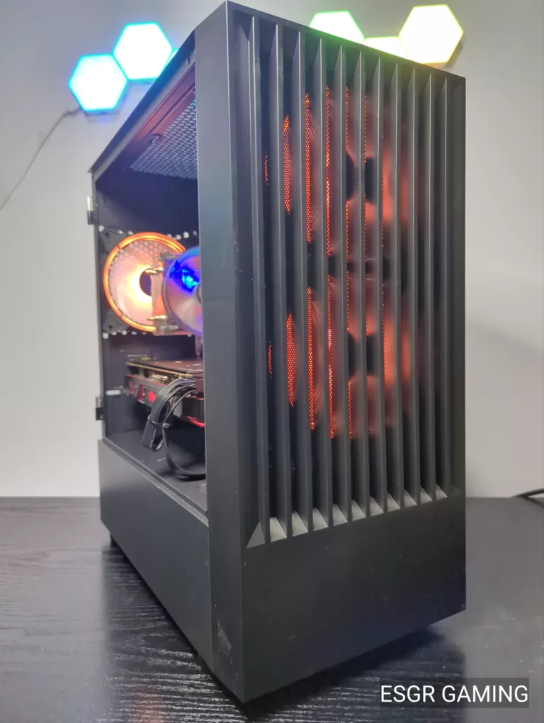 Intel i5 10th 16GB AMD RX580
