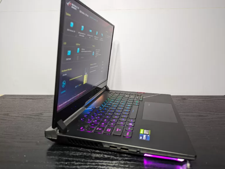 ROG STRIX SCAR 15 i9 12900H 32GB DDR5 RTX3080 2TB
