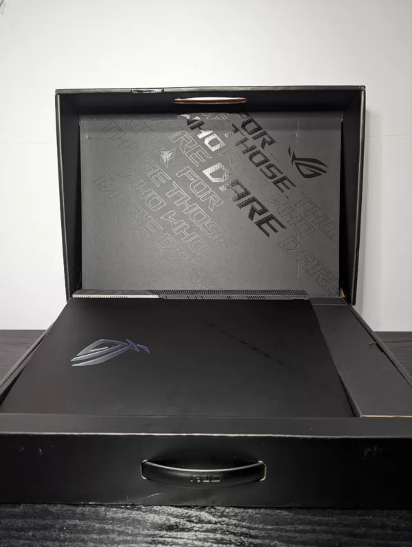 ROG STRIX SCAR 15 i9 12900H 32GB DDR5 RTX3080 2TB - Image 10