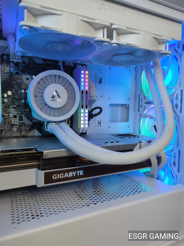 Intel is 12900Kf 32GB DDR5 RTX3080