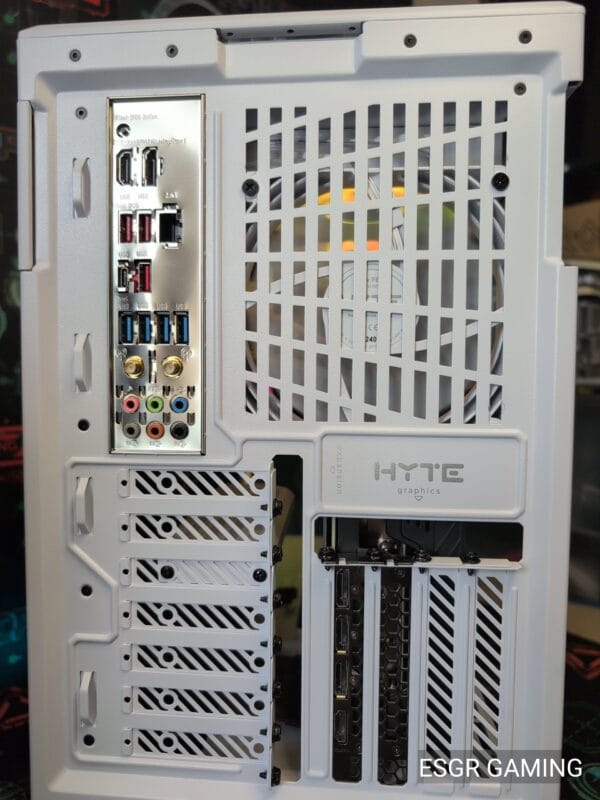 RYZEN 7800X3D 32GB RTX4070TI - Image 7